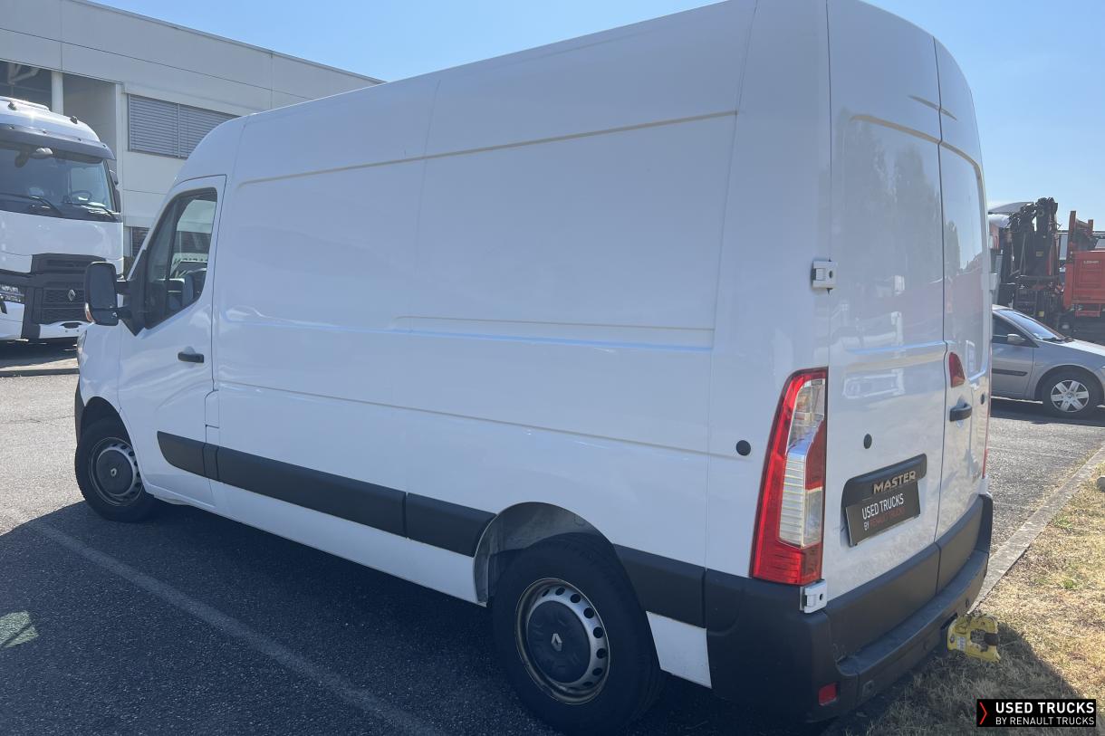 Renault Master 130