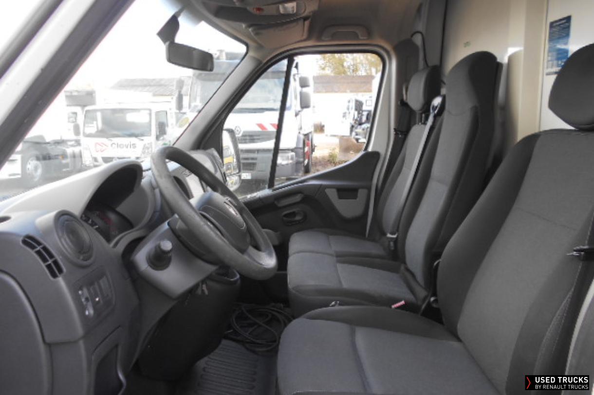Renault Trucks Master 145
