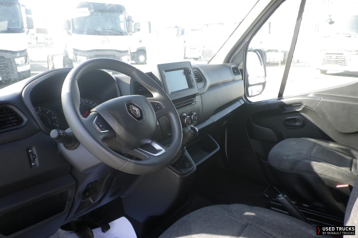 Renault Trucks Master 145