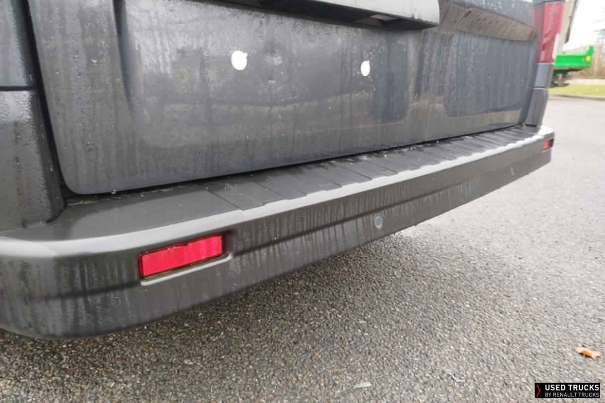 Renault Trucks Trafic 