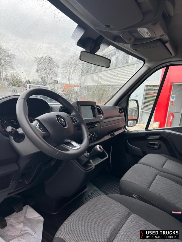 Renault Master 145
