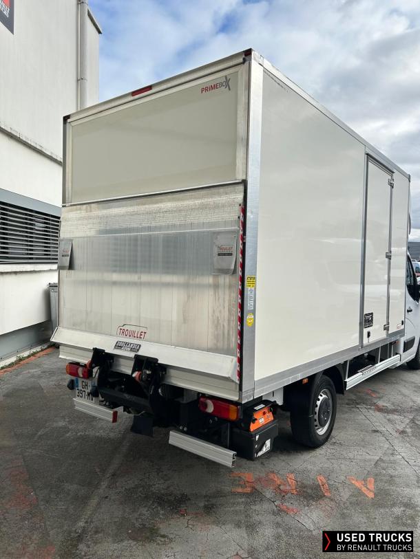 Renault Master 145