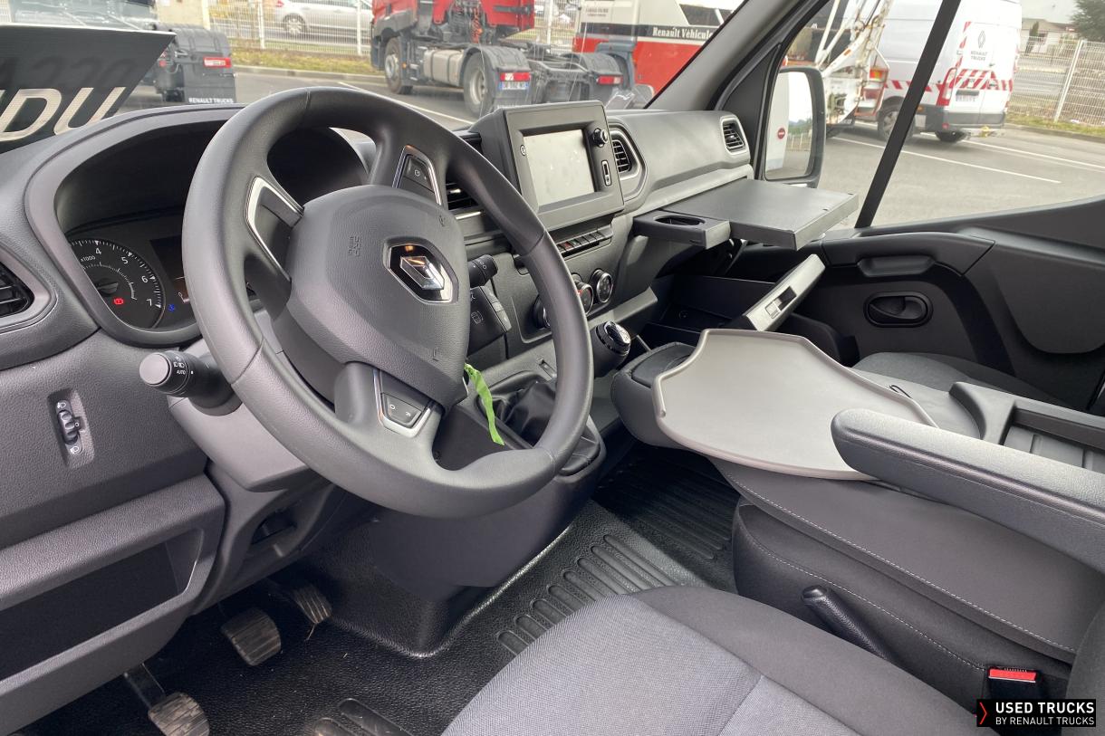 Renault Master 130
