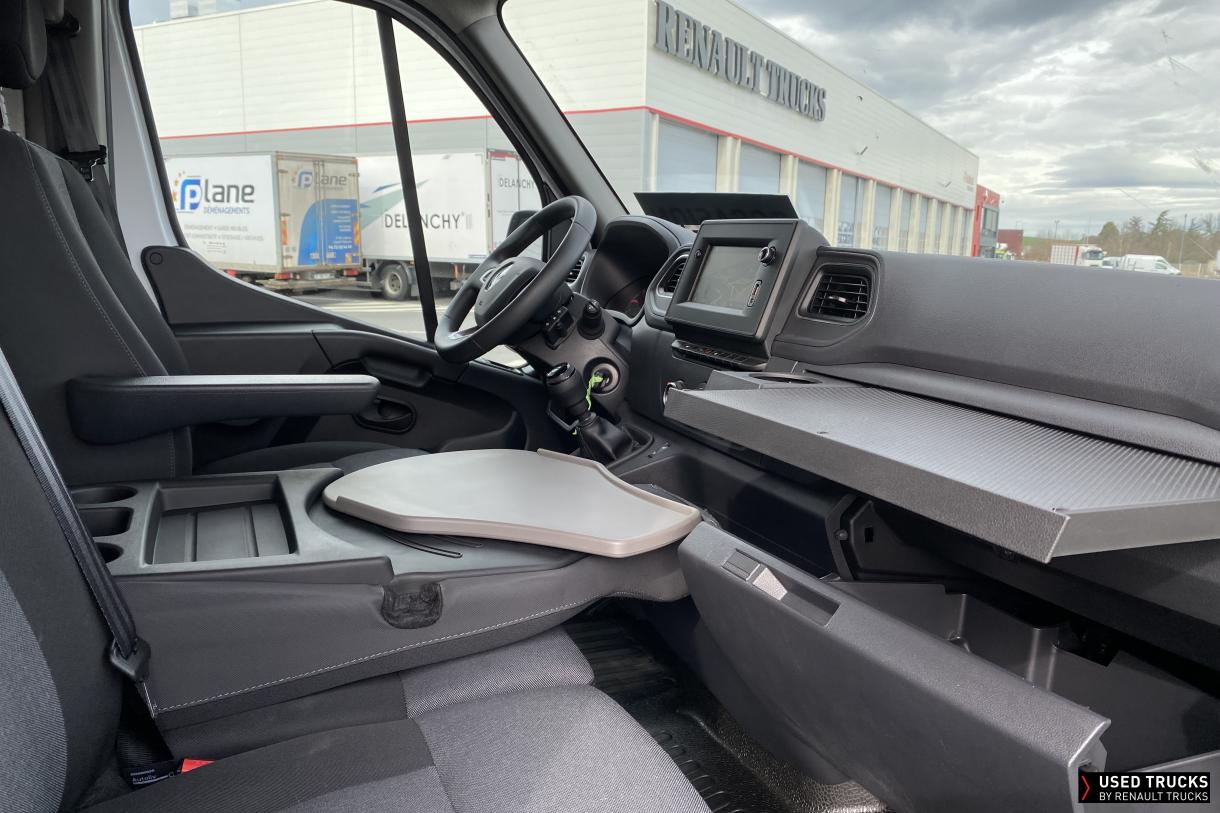 Renault Master 130