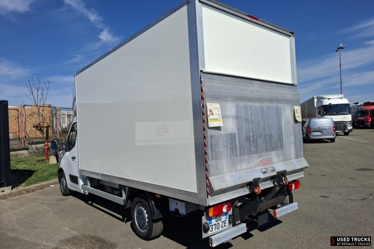 Renault Master 145