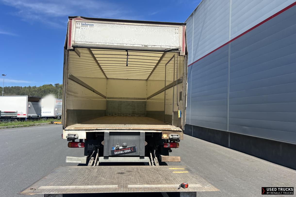 Renault Trucks D Wide 320