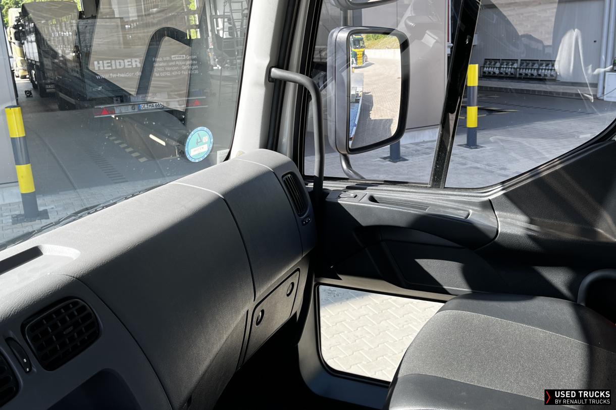 Renault Trucks D Wide 
