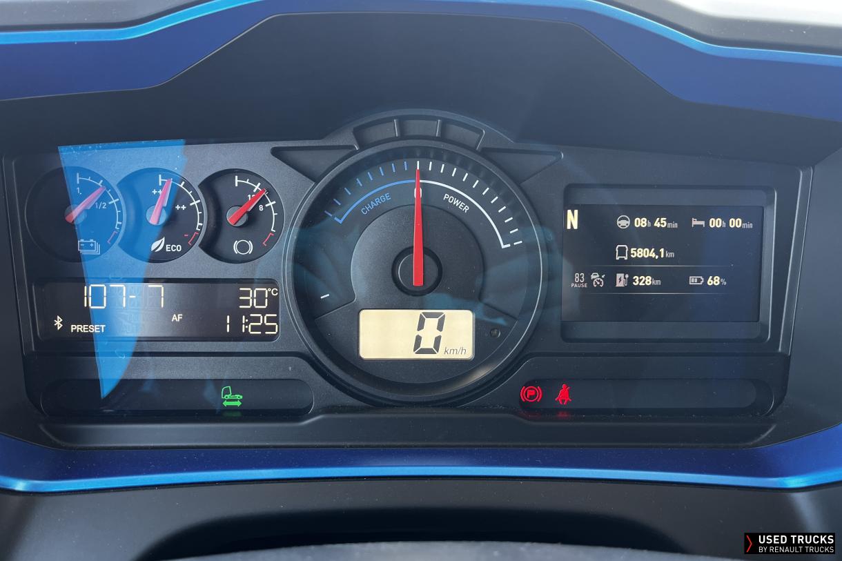 Renault Trucks D Wide 