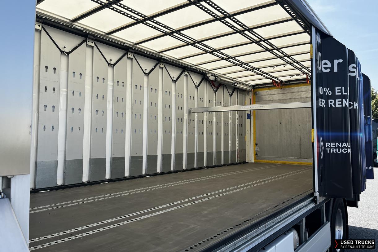 Renault Trucks D Wide 