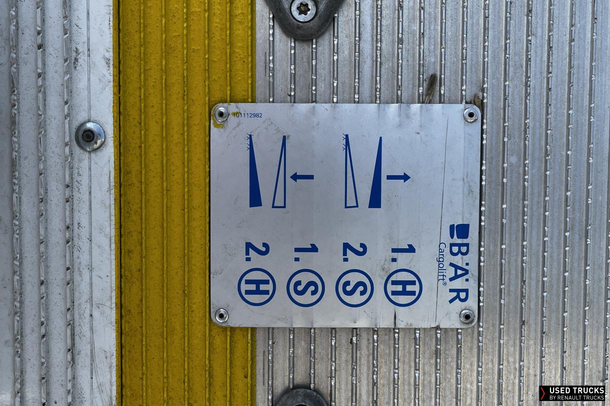 Renault Trucks D Wide 