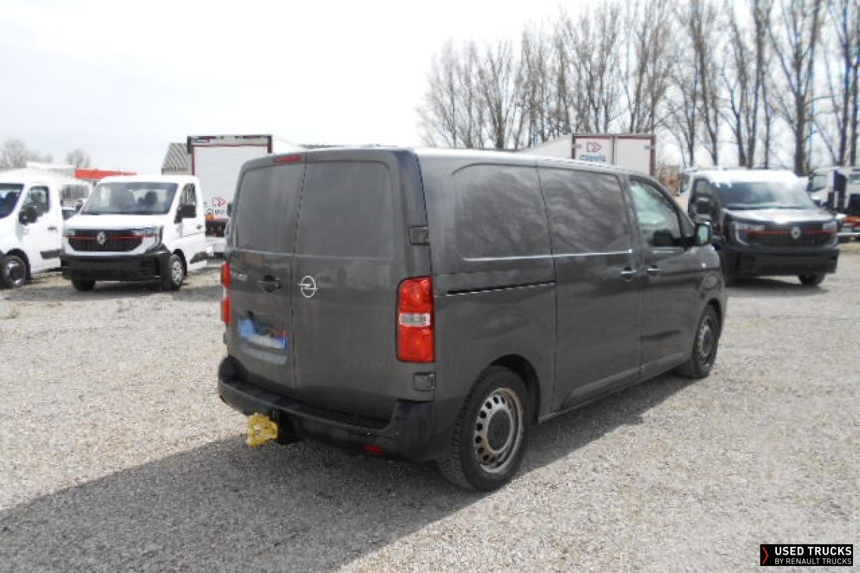Opel Vivaro 150