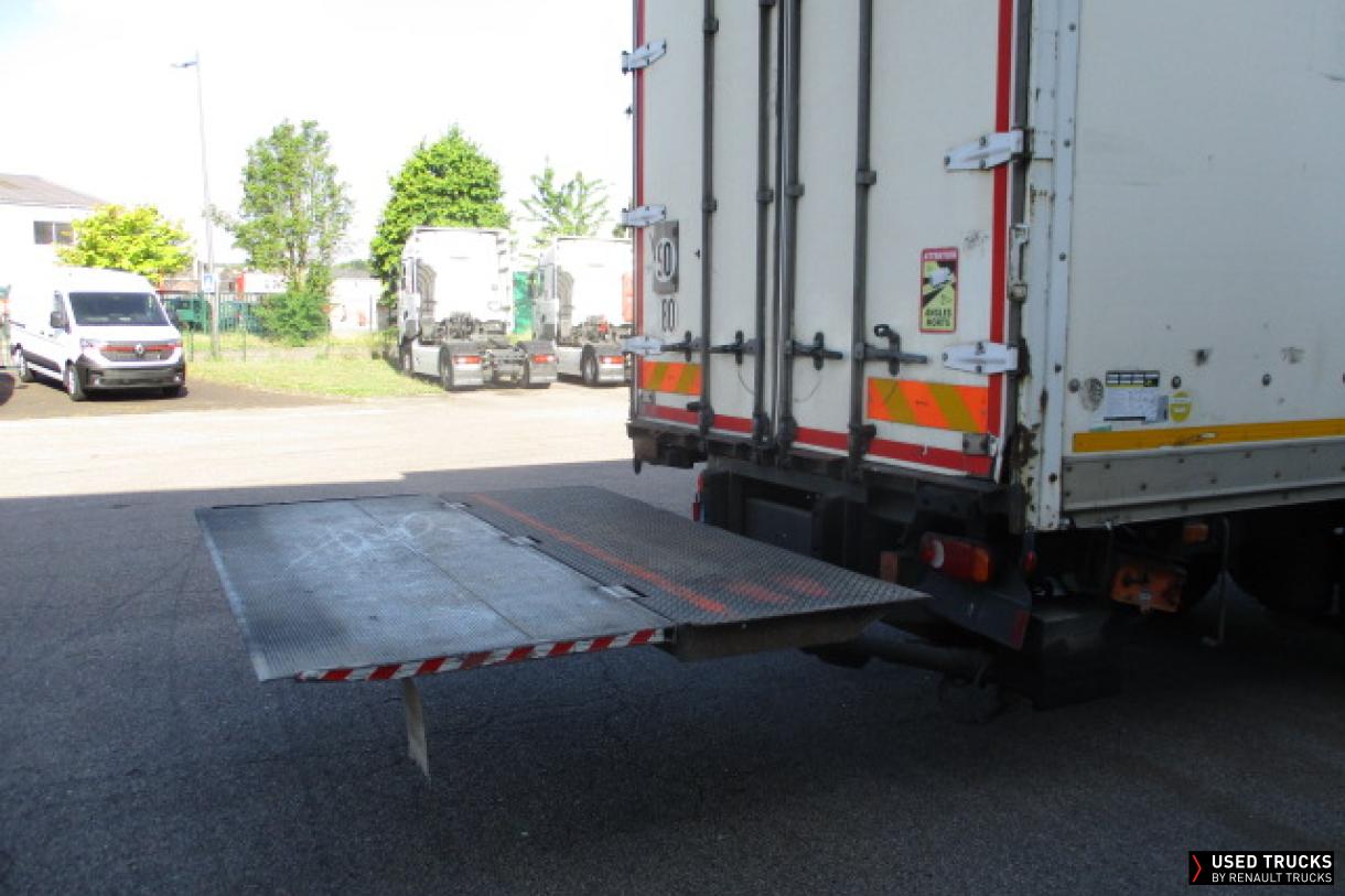 Renault Trucks Midlum 300
