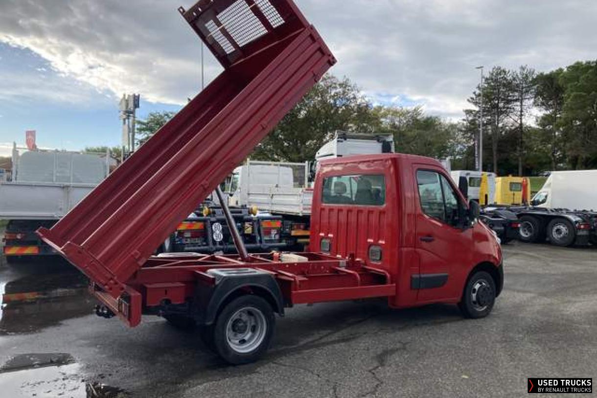 Renault Master 125