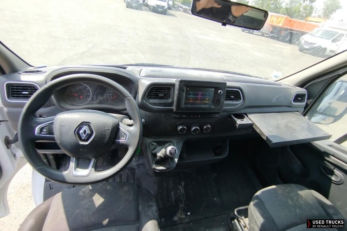 Renault Master 130