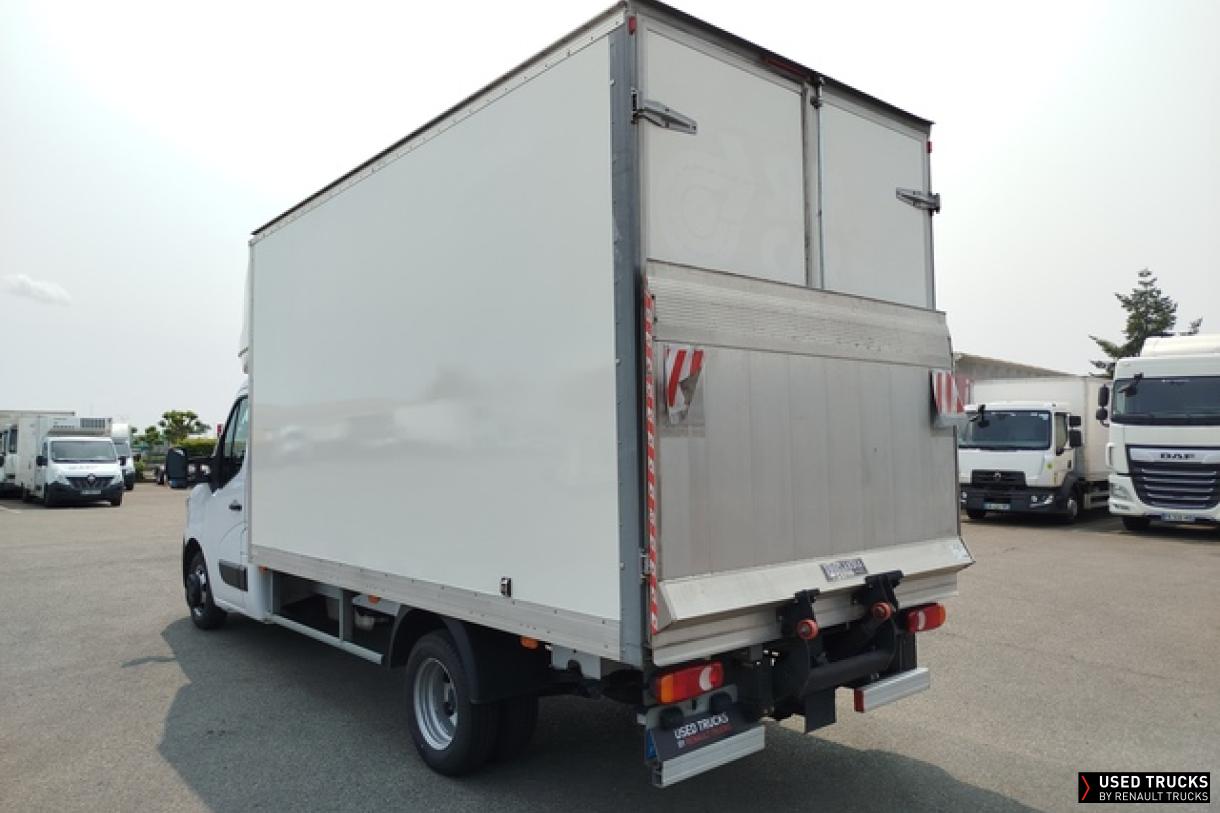 Renault Master 165