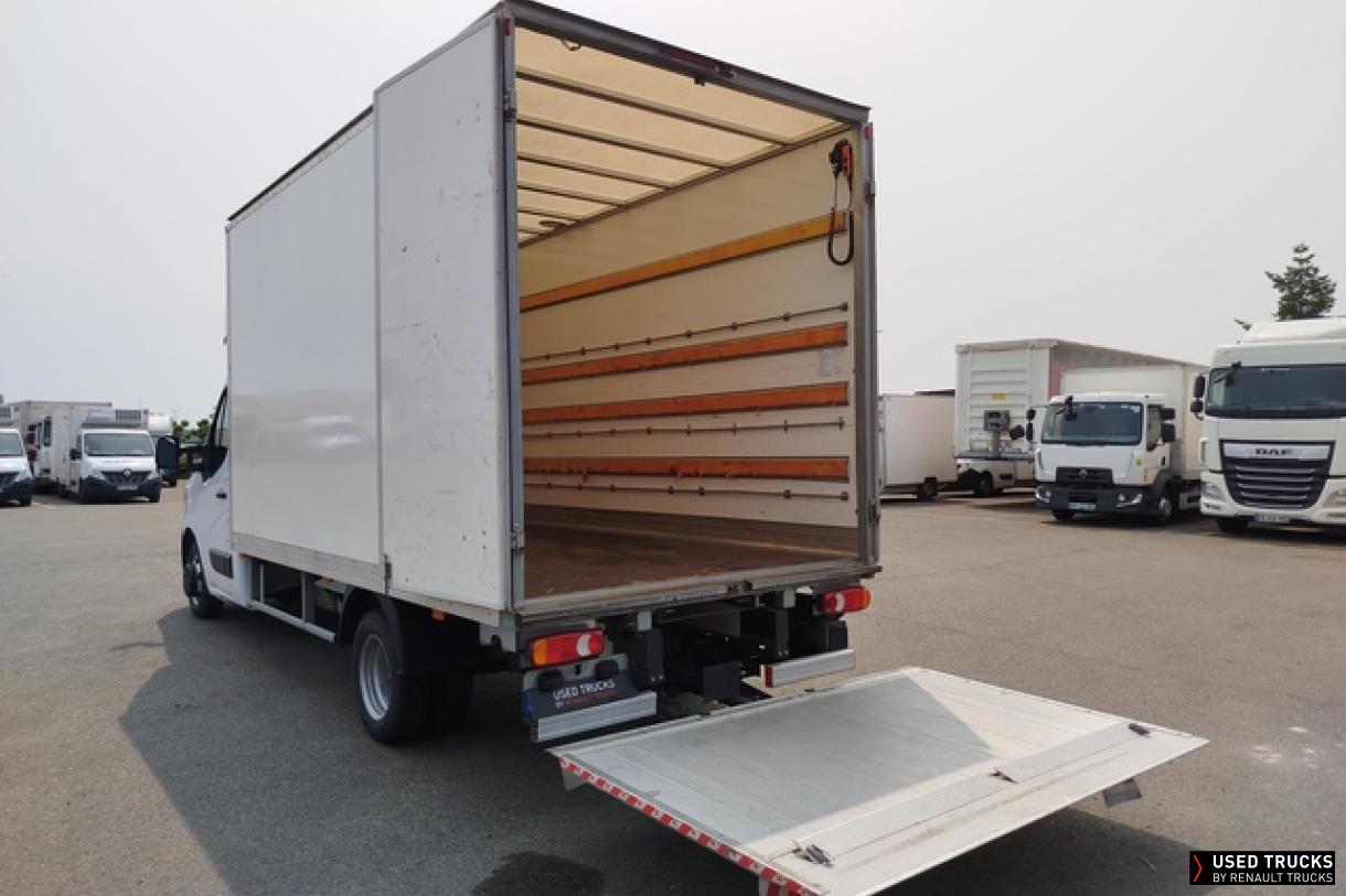 Renault Master 165