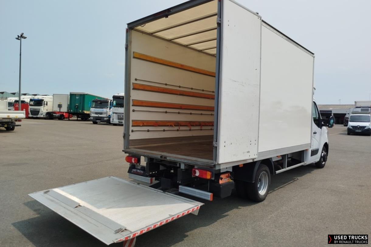 Renault Master 165