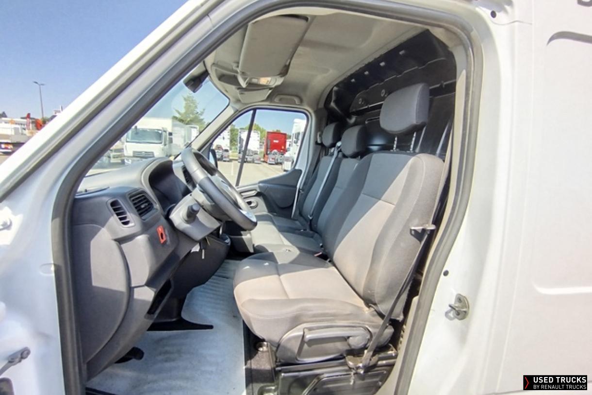 Renault Trucks Master 135