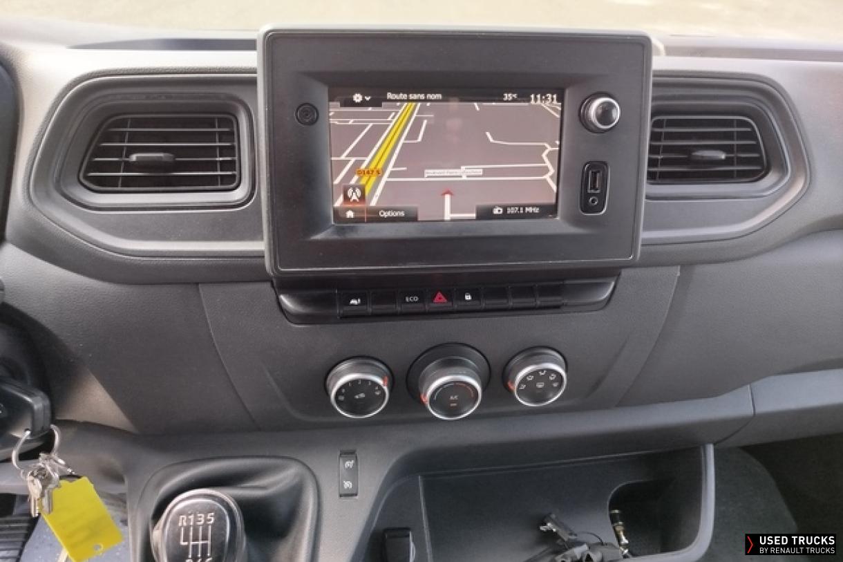 Renault Trucks Master 135
