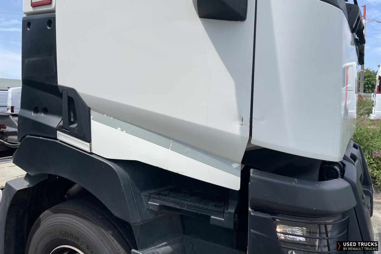 Renault Trucks C 460
