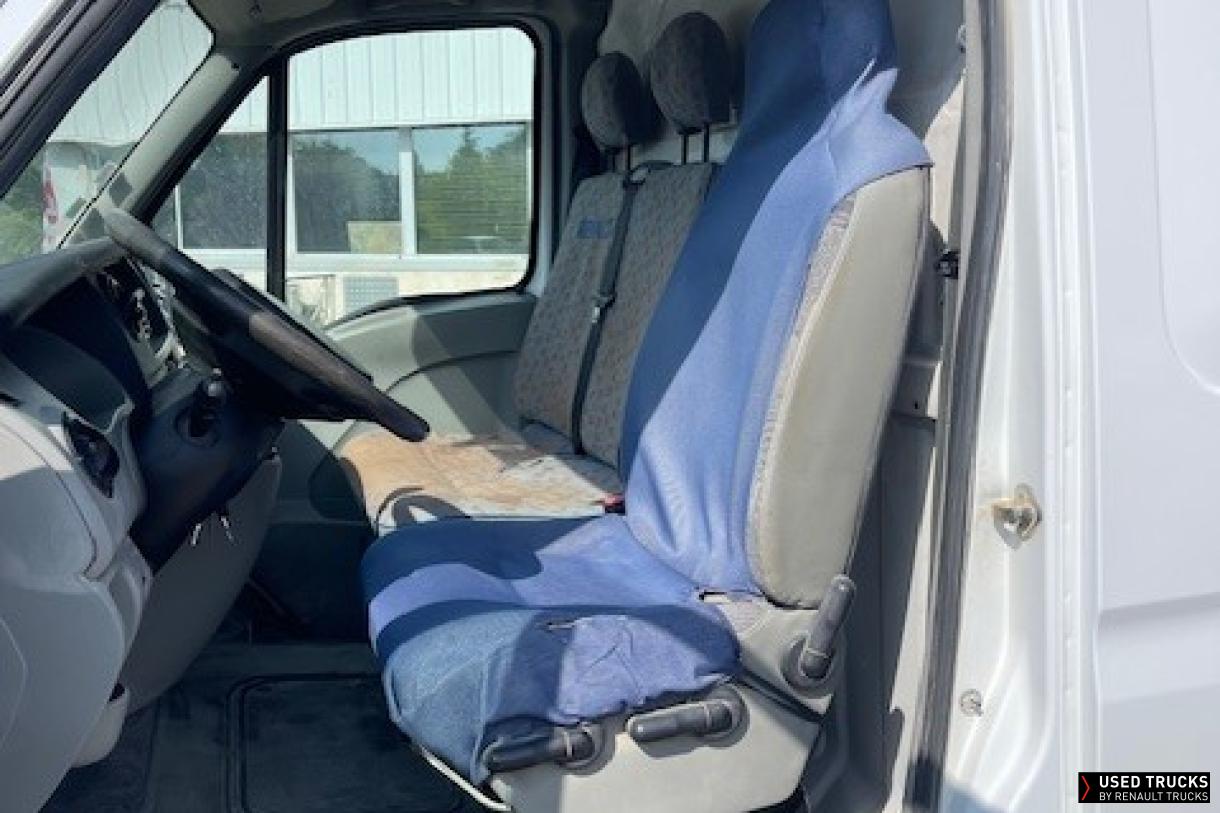 Renault Trucks Master 100