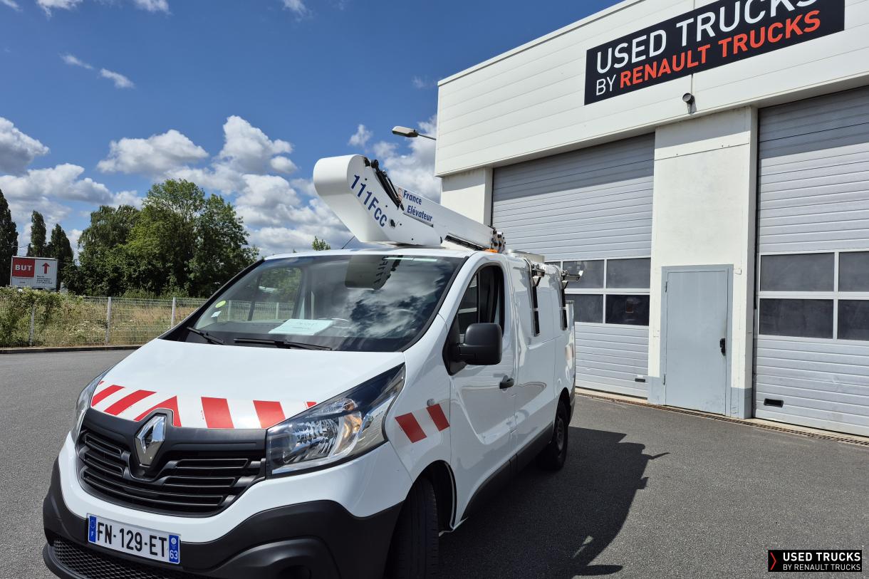 Renault Trafic 120