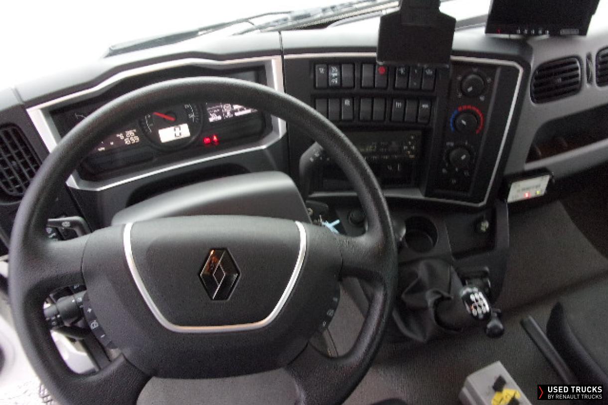 Renault Trucks D 240