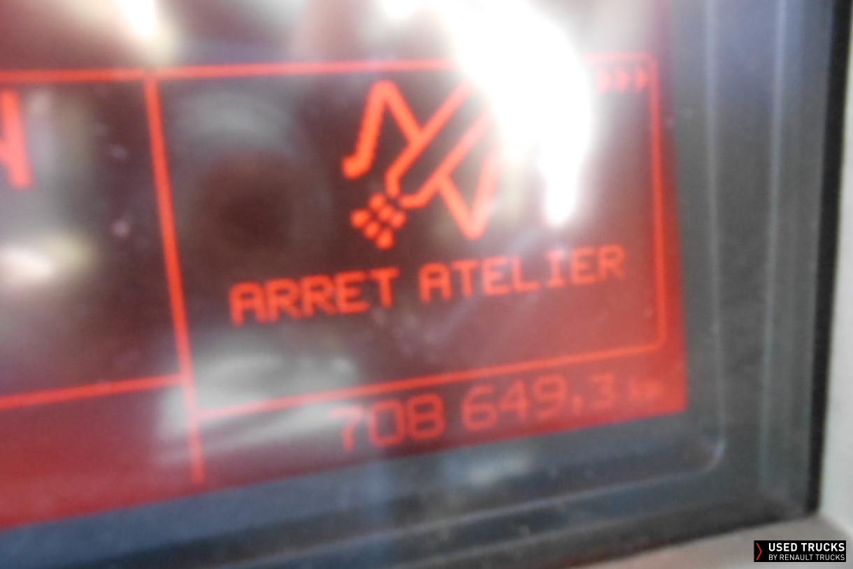 Renault Trucks Premium Route 460