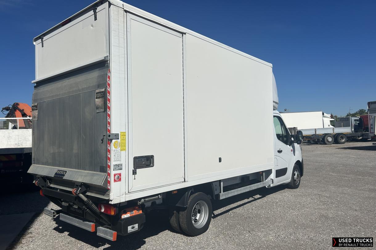 Renault Trucks Master 130