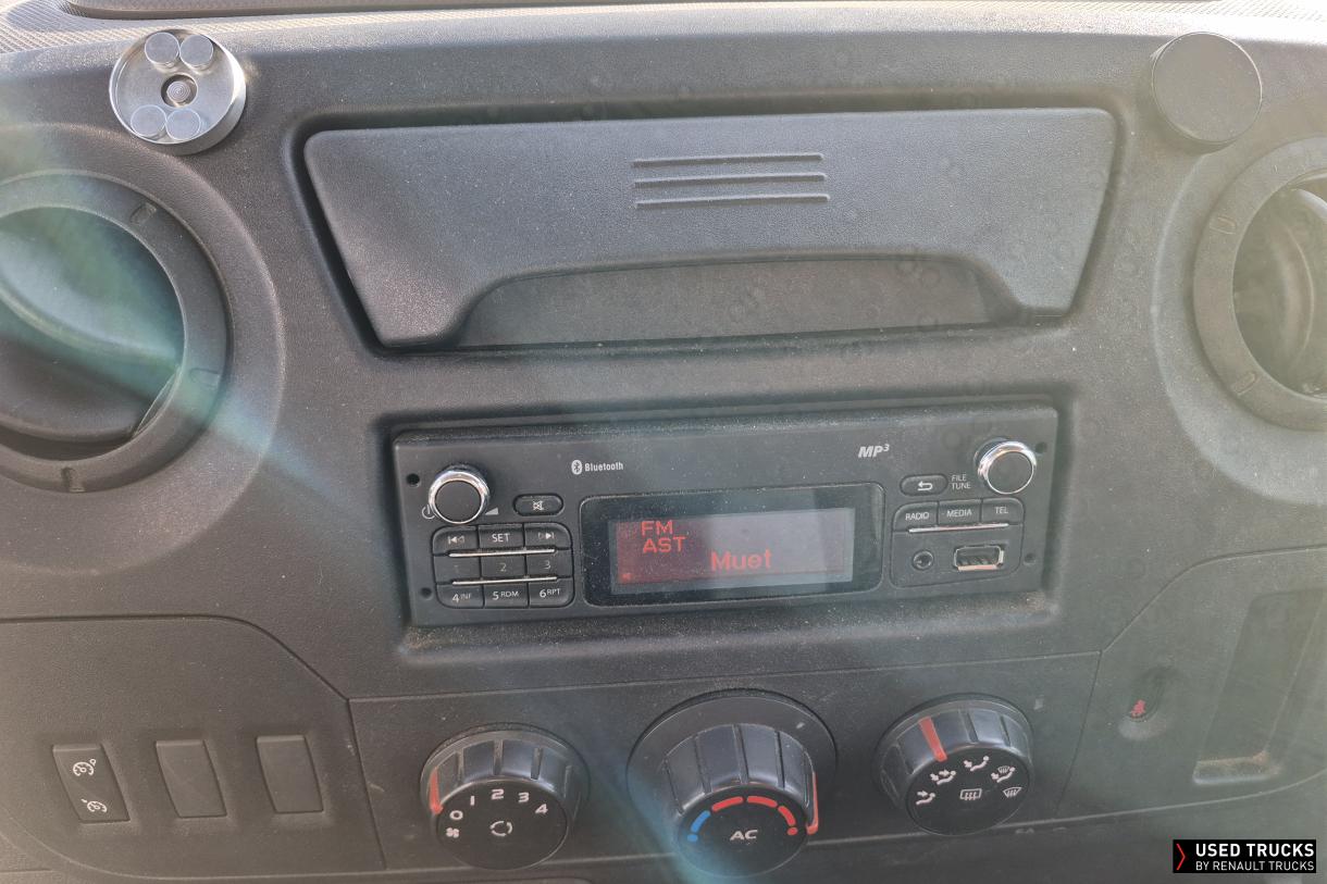 Renault Master 125