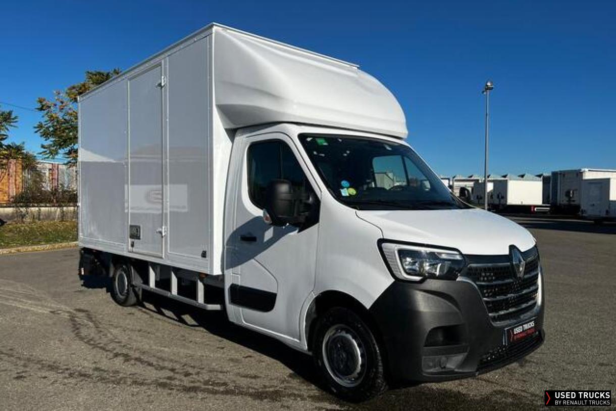 Renault Master 145