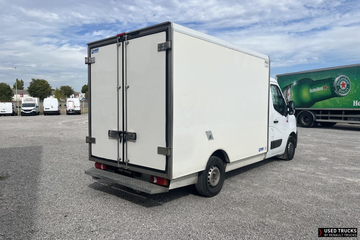 Renault Trucks Master 145