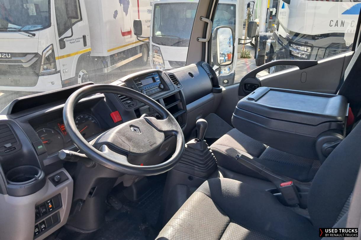 Renault Trucks Maxity 130