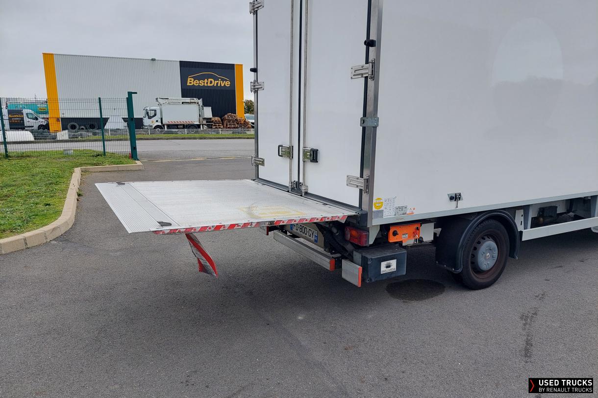 Renault Trucks Master 