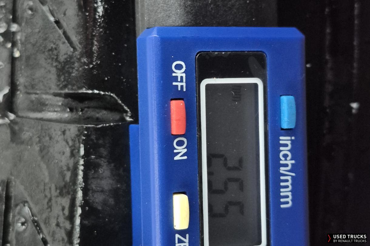 Renault Trucks Master 165