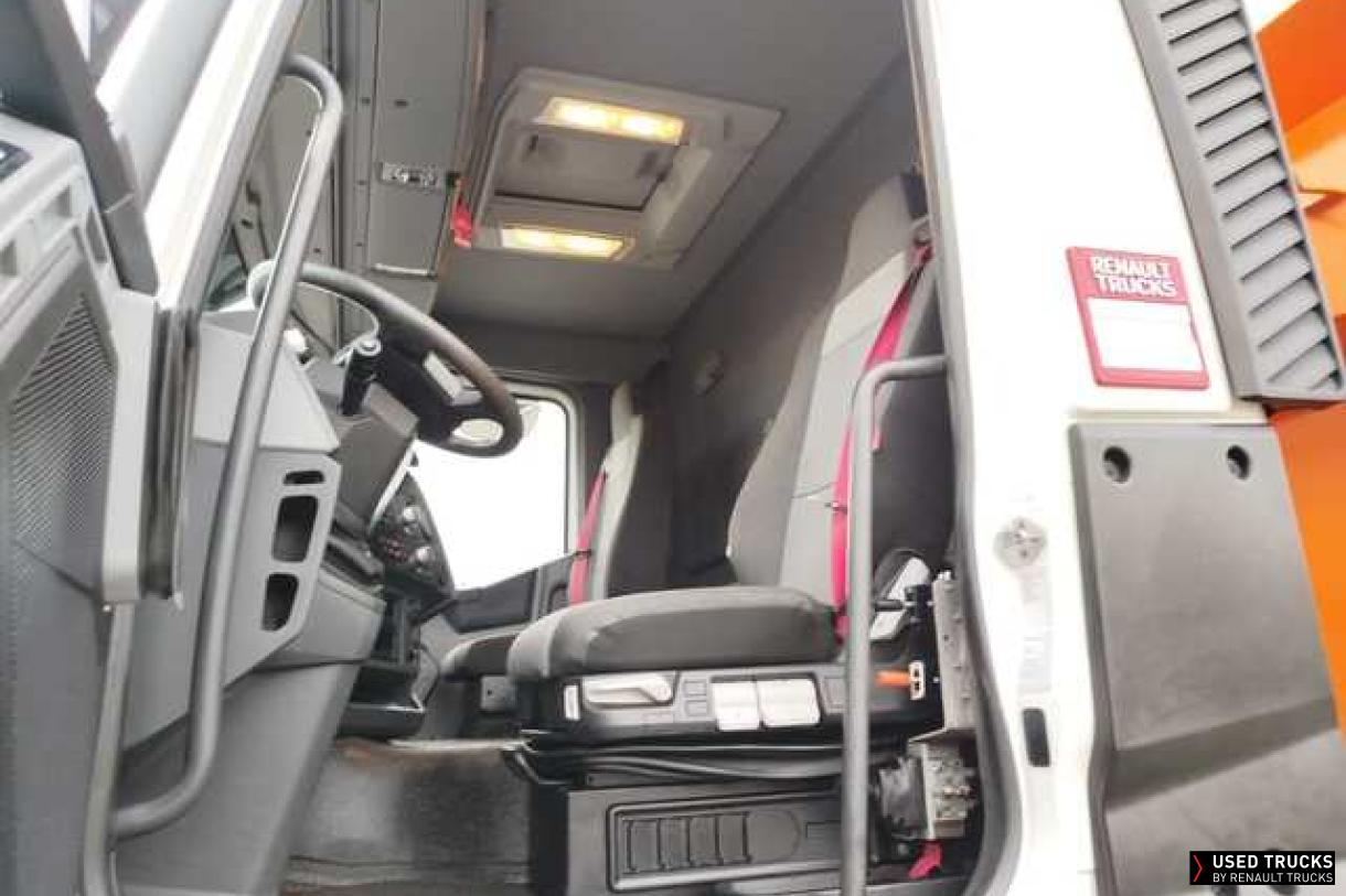 Renault Trucks K 440