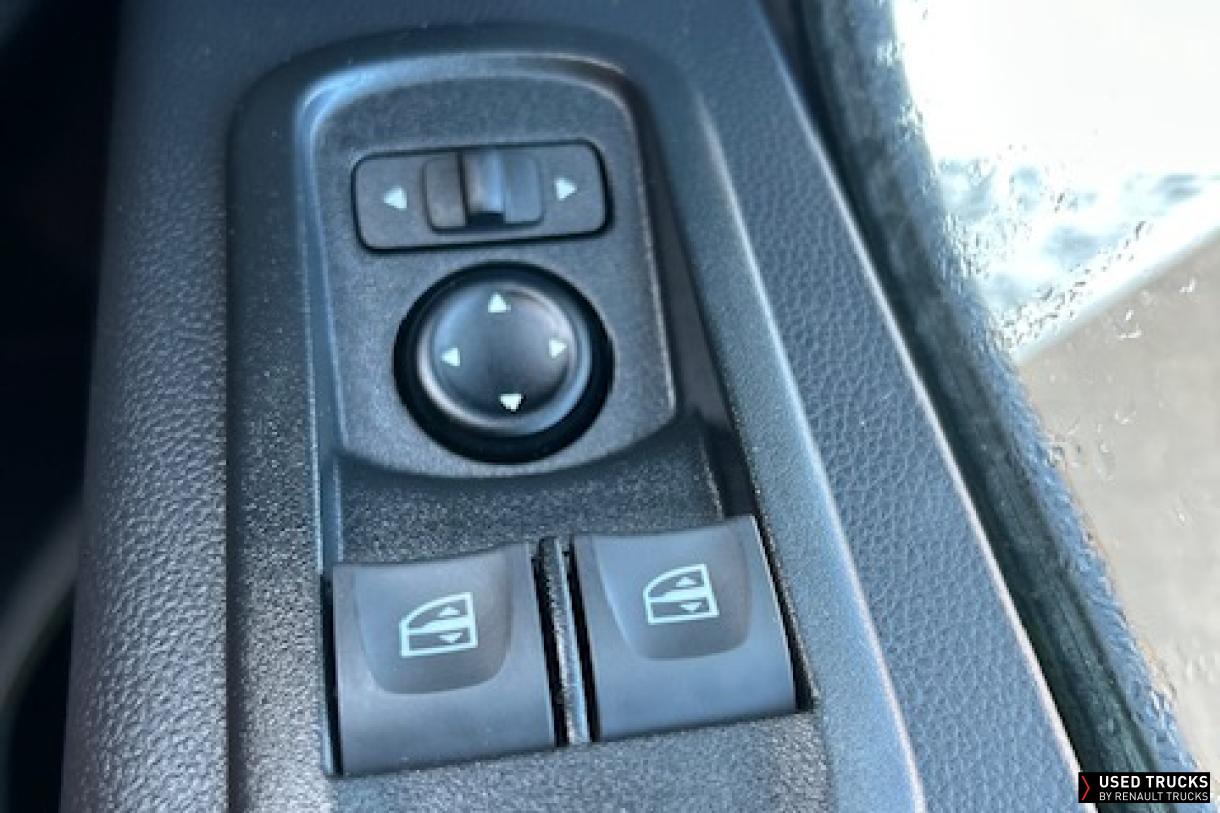 Renault Trucks Master 145