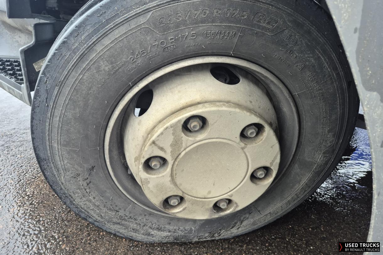 Renault Trucks D 210