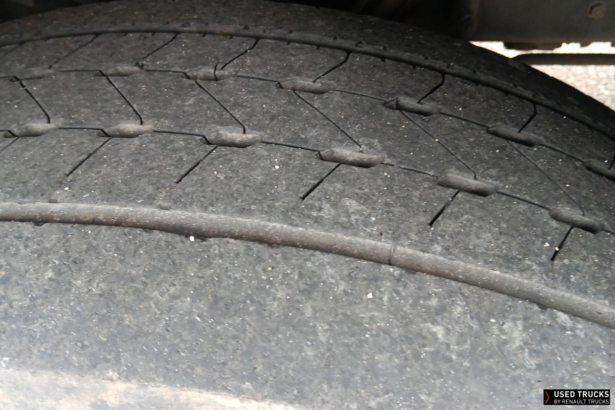 Renault Trucks D 280