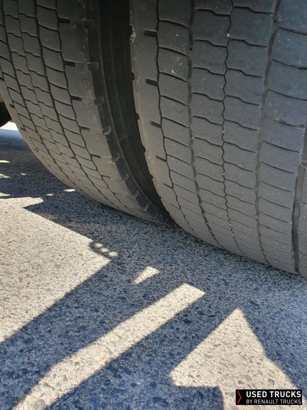Renault Trucks T 440