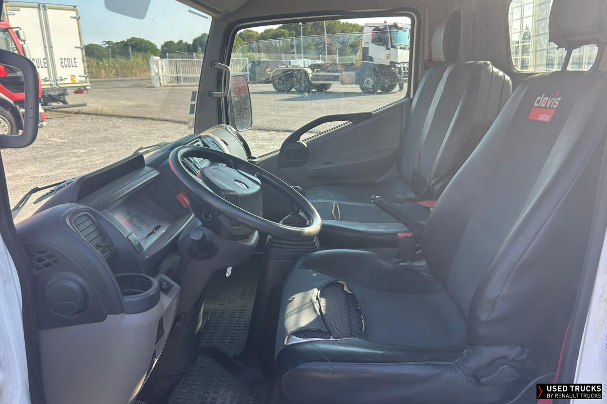 Renault Trucks Maxity 130