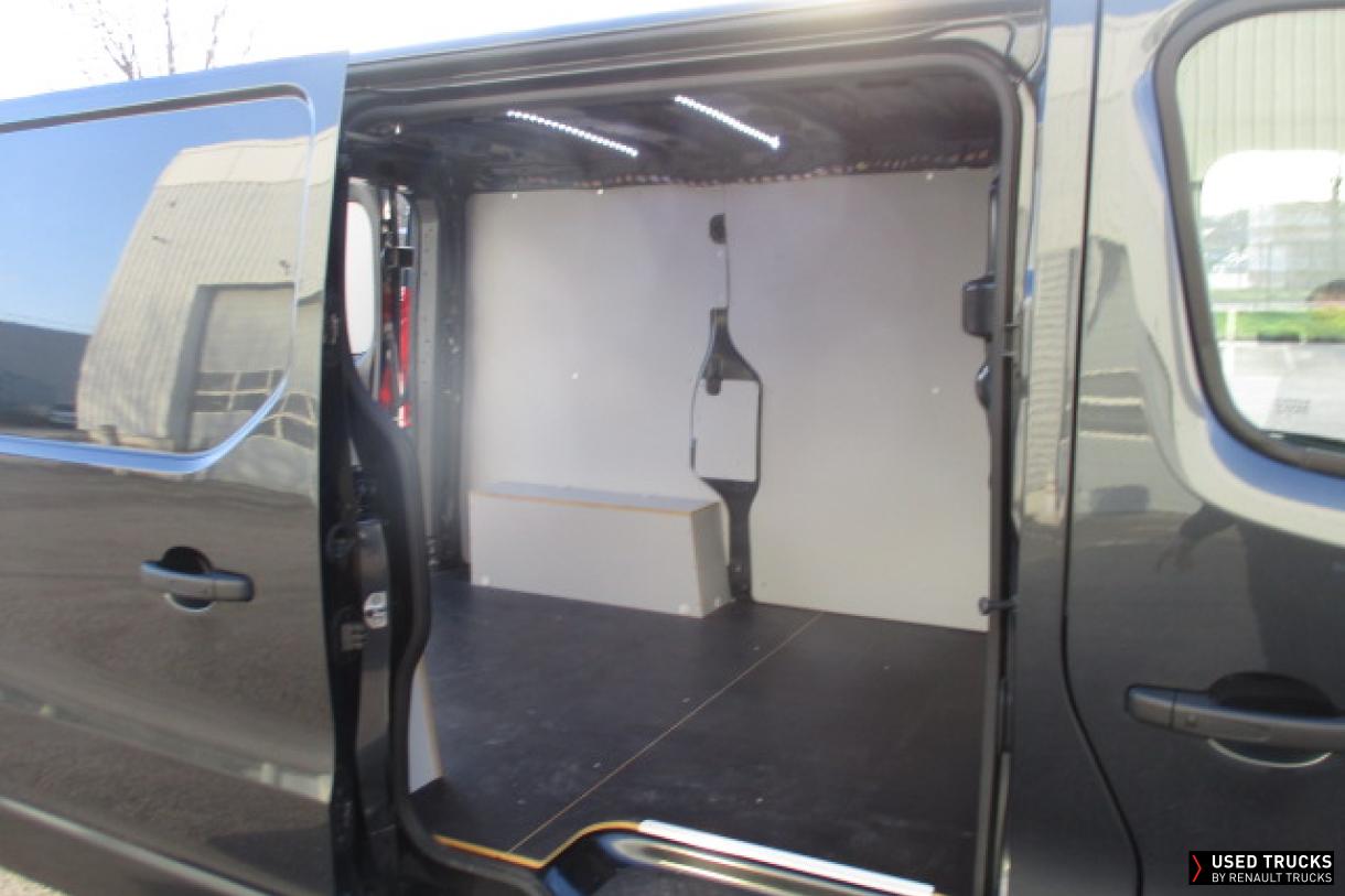 Renault Trucks Trafic 170