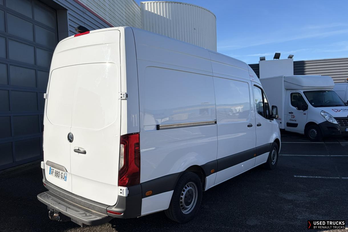 Mercedes-Benz Sprinter 160