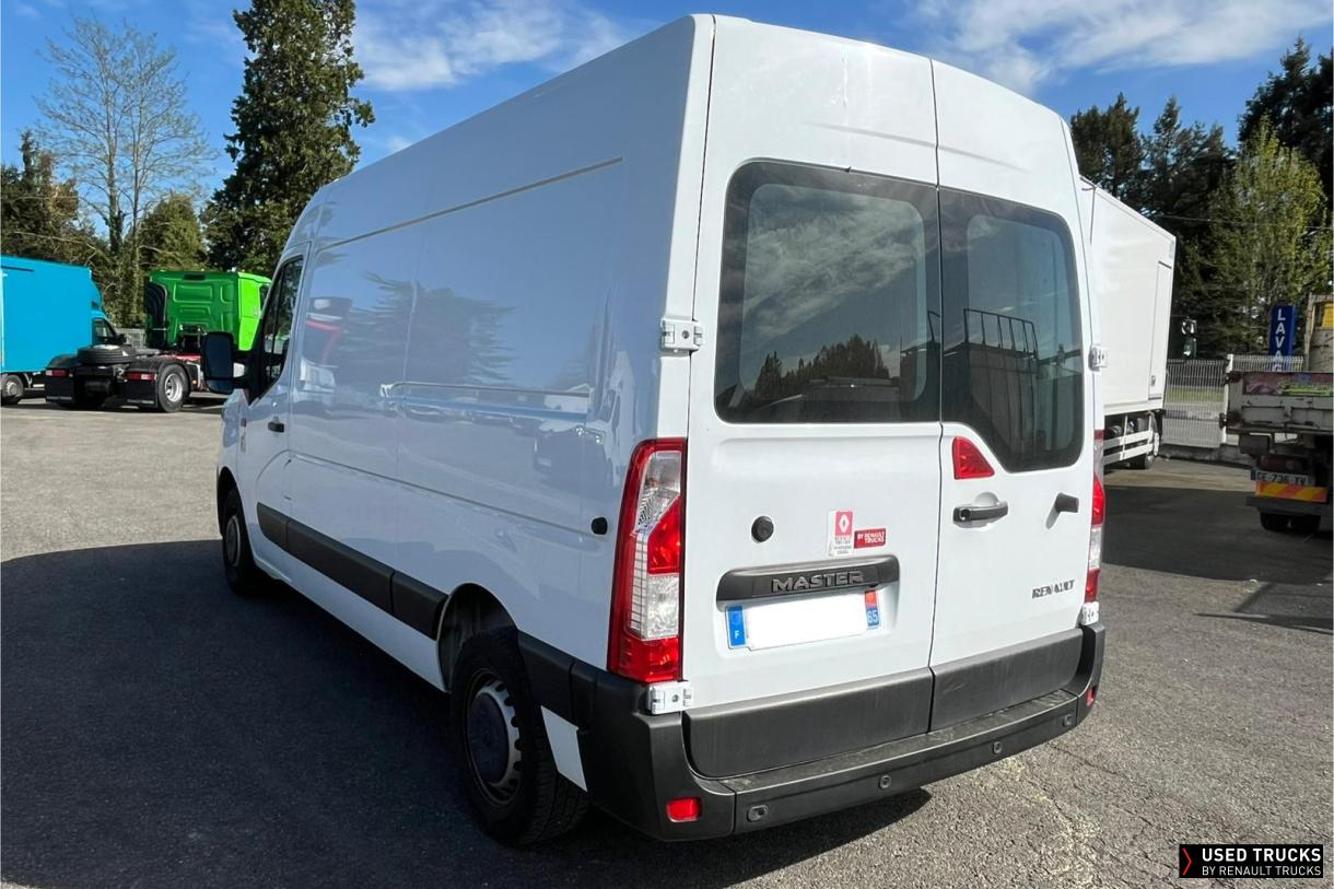 Renault Trucks Master 135
