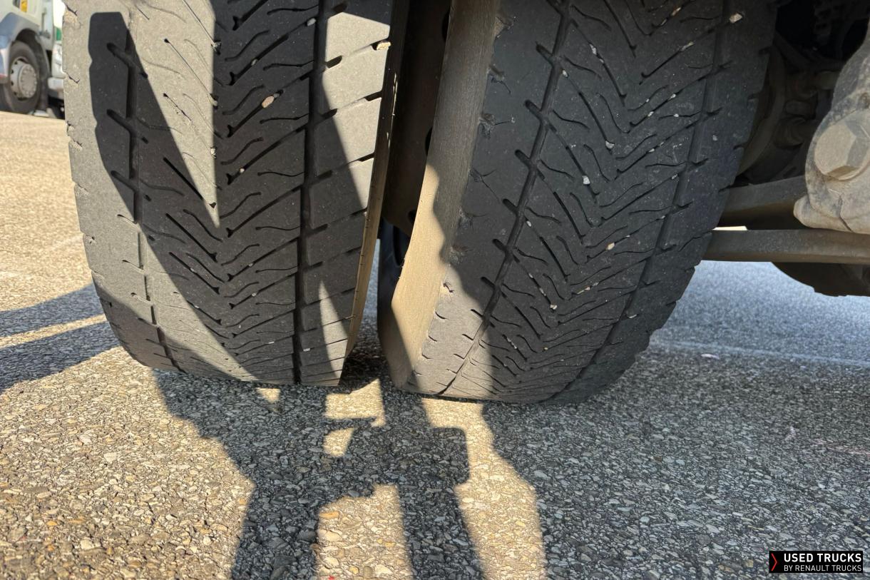 Renault Trucks D 280