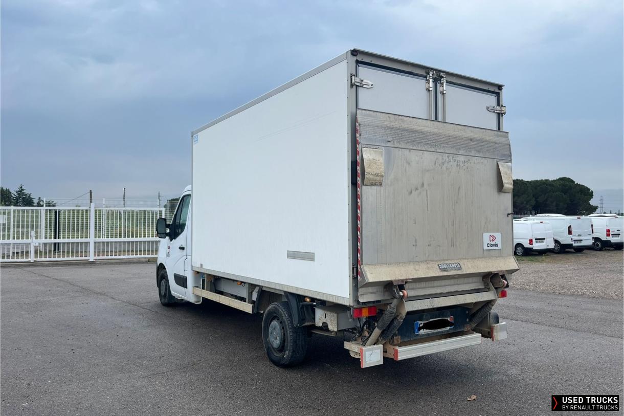 Renault Trucks Master 145