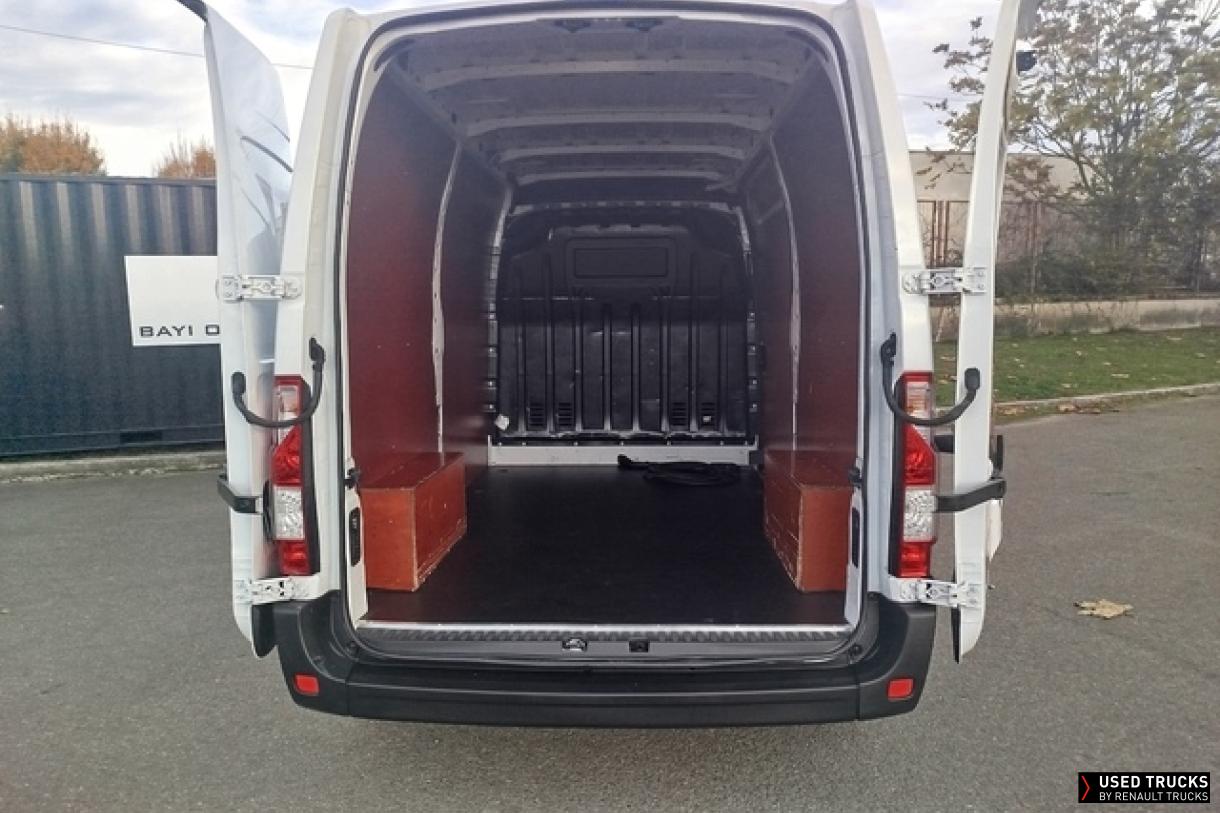 Renault Trucks Master 76