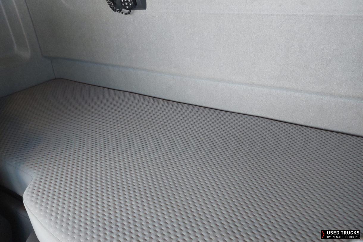 Renault Trucks T High 520