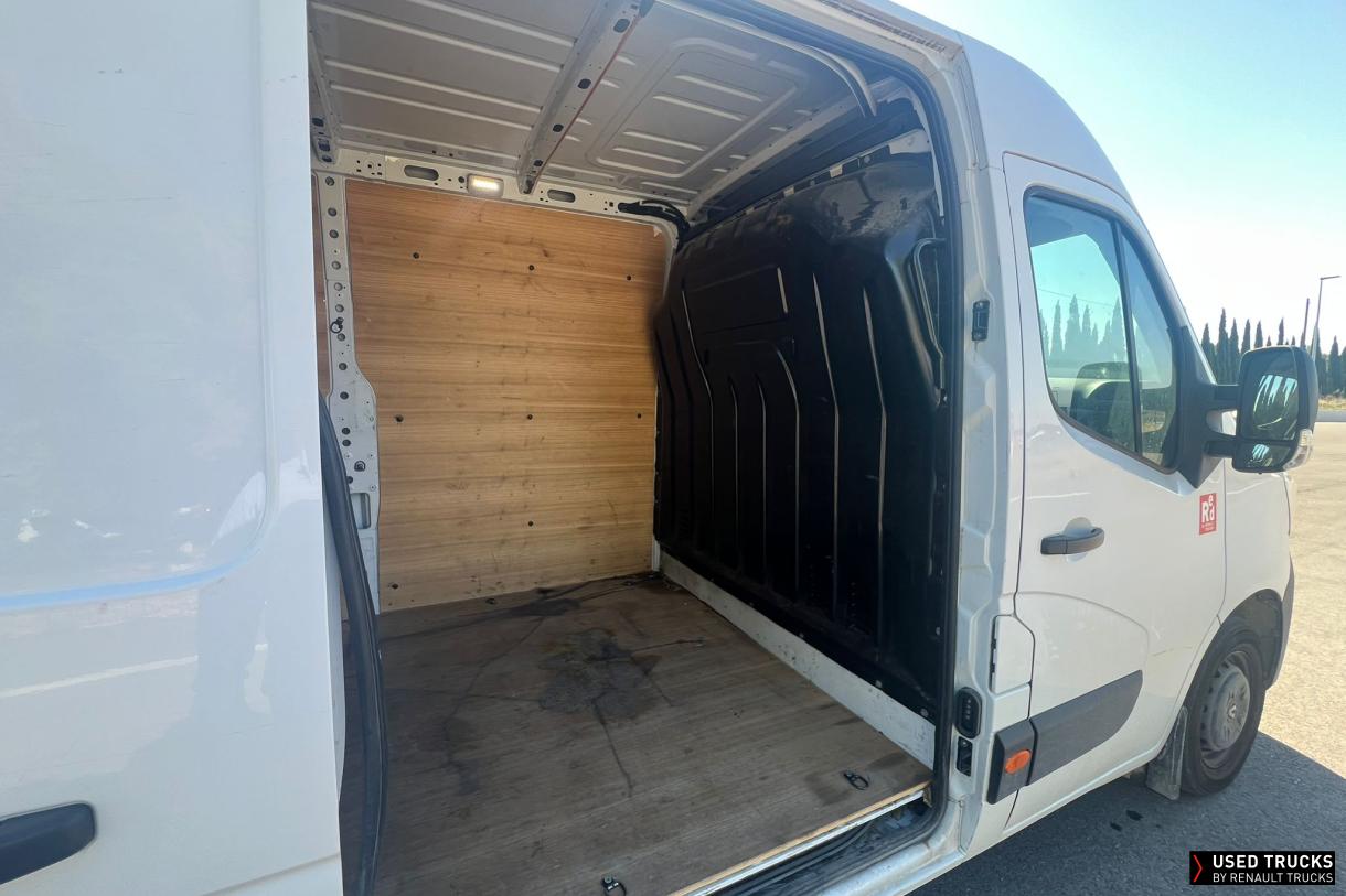 Renault Trucks Master 150