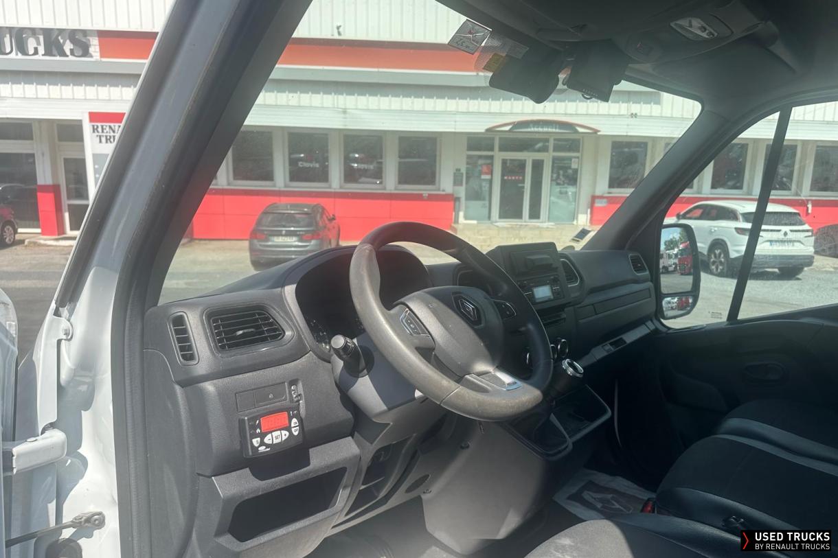 Renault Trucks Master 150